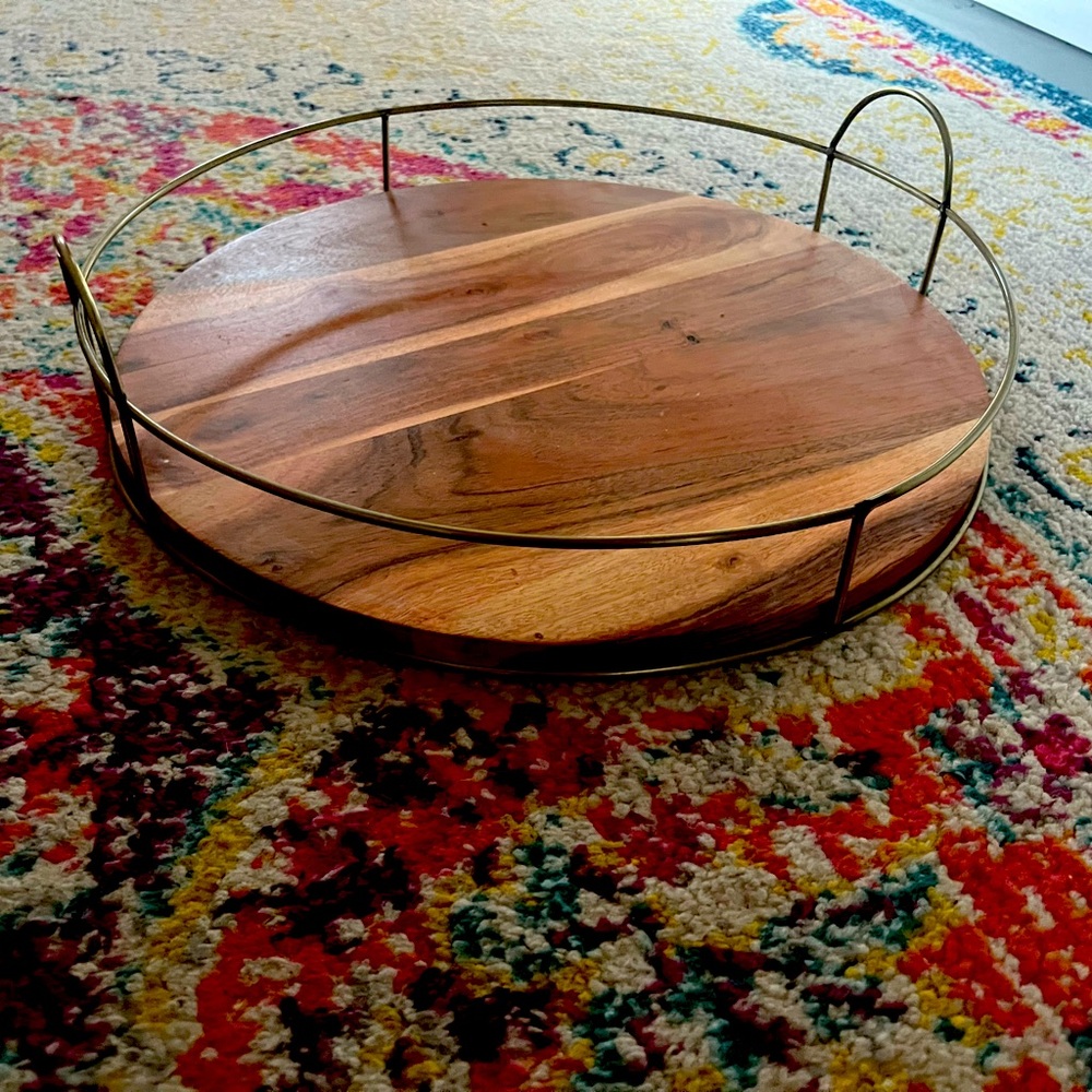 Serving tray